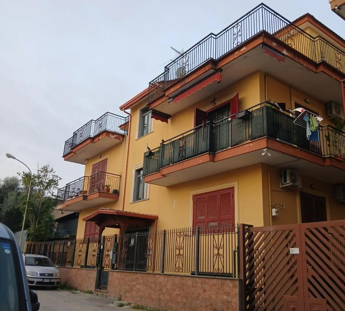 Apartment Elegante Appartamento - 20 Minuti Da Napoli Centro Sant'Antimo Italy